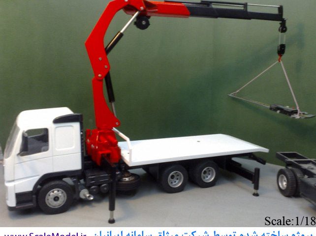 ماکت جرثقیل پروژه دیگر شرکت ماکت سازی میثاق سامانه ایرانیان سازنده هر نوع ماکت پیچیده زمینی، هوائی و دریایی بصورت ثابت یا متحرک